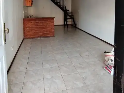 Depto Tipo Casa en Venta de 2 dormitorios