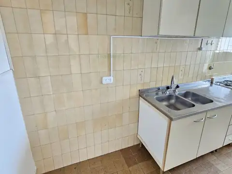 Departamento en Alquiler con 1 cocheras