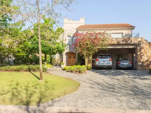 Casa en Alquiler en Los Castores 4 dormitorios, Nordelta 100