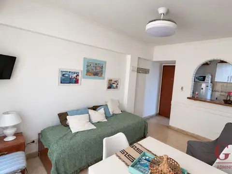 TEMPORADA 2027 - 2 Amb. a metros del mar y plaza 