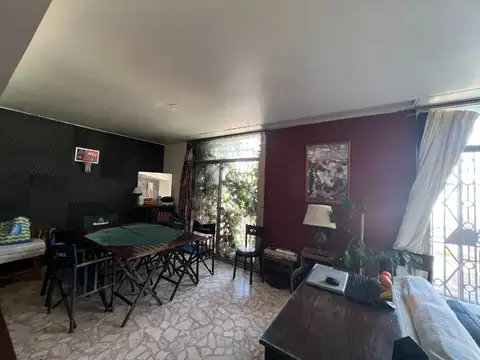 Casa 6 ambientes con 3 baños