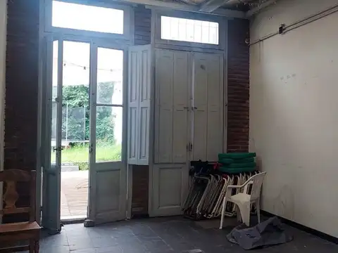 Local en Alquiler en Villa Urquiza, USD 2.000