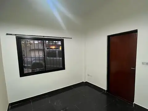 Depto Tipo Casa en Alquiler de 2 dormitorios
