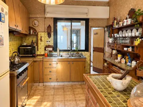 Depto Tipo Casa en Venta 60 años