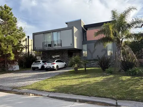 Venta de Casa Barrio Don Joaquin Canning - San Vicente