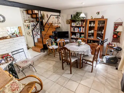 Casa 3 ambientes con 1 baño