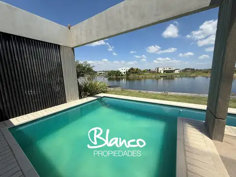 Casa en Alquiler en San Sebastian, USD 2.100