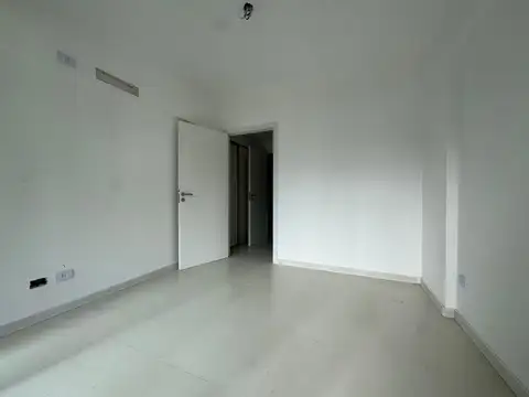 Departamento en Venta en Villa del Parque, USD 107.000