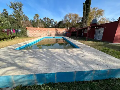 CASA 3 DORM. 2 BAÑOS - Y DPTO PARA ALQUILER - LAGUNA LOBOS 