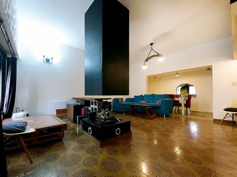 CASA 3 AMBIENTES VENTA SAN JUSTO-PATIO+COCHERA