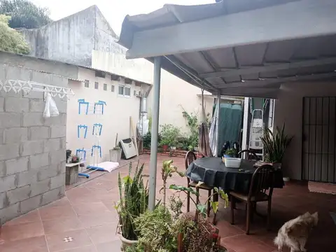 Depto Tipo Casa en Venta de 4 ambientes