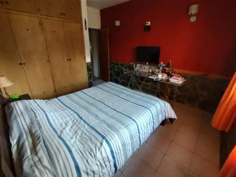 CASA 3 DORM. PARQUE - PILETA - QUINCHO - MORENO