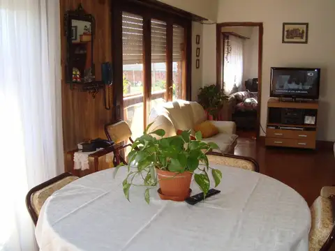 Tierra del Fuego y 9 de Julio