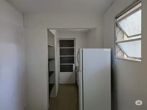 Avenida 7 entre 58 y 59 1200