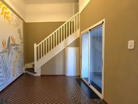 SE VENDE CASA DE CATEGORIA A 100M DE BV GALVEZ