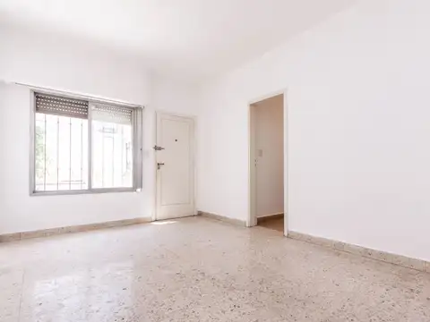 Depto Tipo Casa en Venta en Temperley, USD 85.000