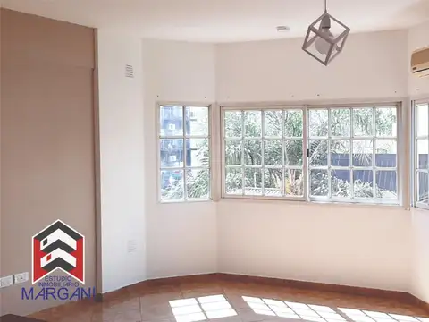 Excelente Departamento 2 AMB Al frente- Ramos Mejia CENTRO -