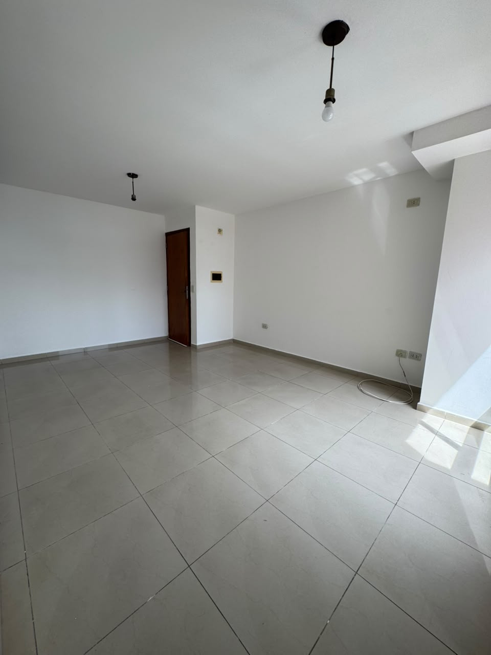 Av M T De Alvear 900, Piso 10