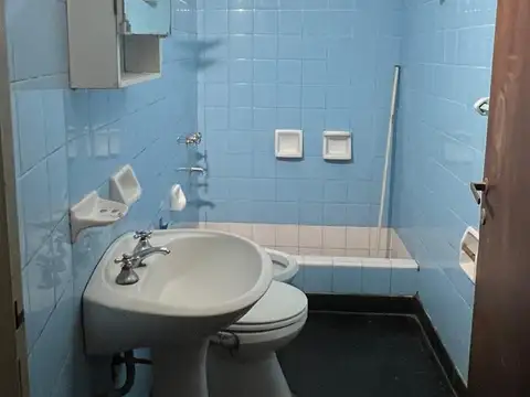 Depto Tipo Casa en Alquiler 70 años