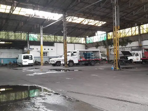 Galpon en Alquiler 38  mts Frente