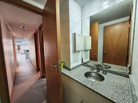 Oficina en Alquiler en Barrio Norte, $ 1.920.000