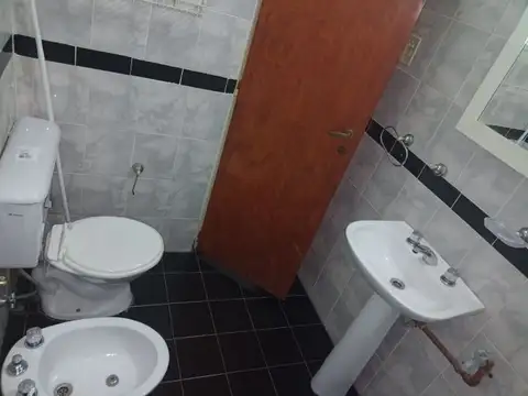 VENTA  MONOAMBIENTE  B° AZCUENAGA - RIOJA 4400