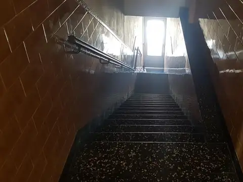 Departamento 5 ambientes con 1 baño