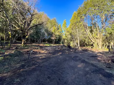 Terreno en Venta 27  mts Fondo