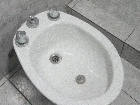 Depto Tipo Casa 2 ambientes con 1 baño