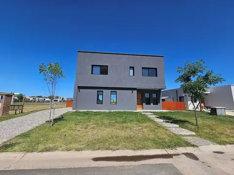 Casa  en Venta en San Pablo, Pilar, G.B.A. Zona Norte