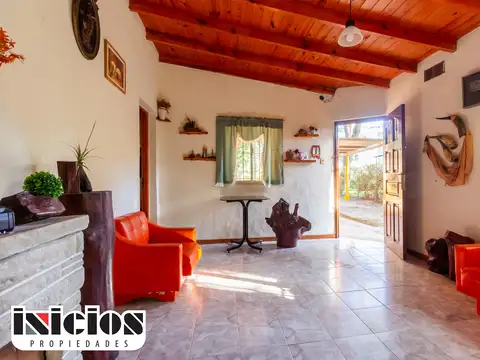 Casa 3 ambientes con 1 baño