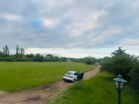 SE VENDE LOTE 2401 M2 LA MELINCA OPORTUNIDAD