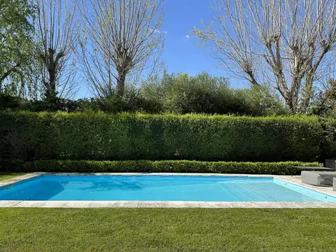 Santa Bárbara al 900