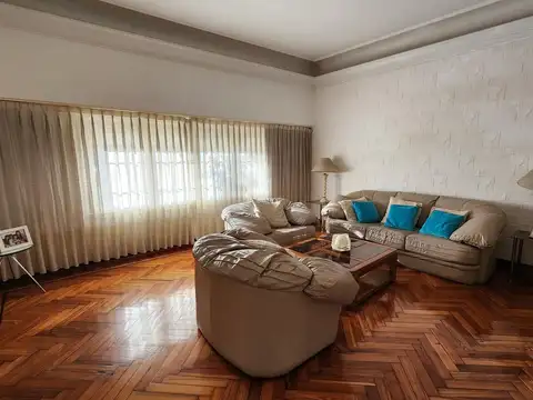 Casa en Venta en Paternal, USD 299.000