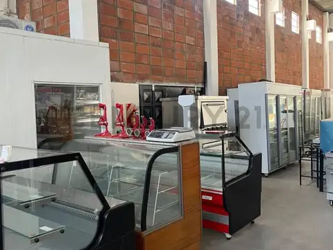 Galpon en Venta 8  mts Frente