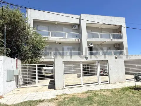 Velez Sarfield 130 100, Piso 0