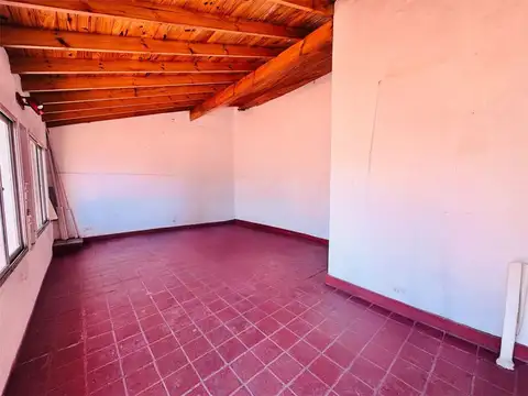 Depto Tipo Casa en Venta al Este