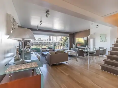 Espectacular Penthouse con vista al dique en BA Houses