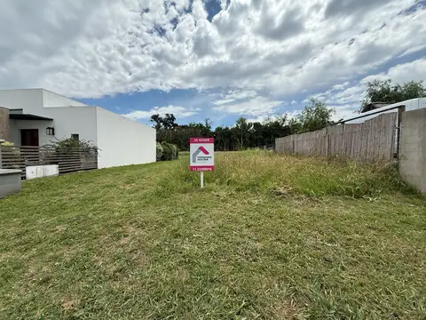Terreno lote en venta en Barrio Las Lomadas - Capilla del Señor