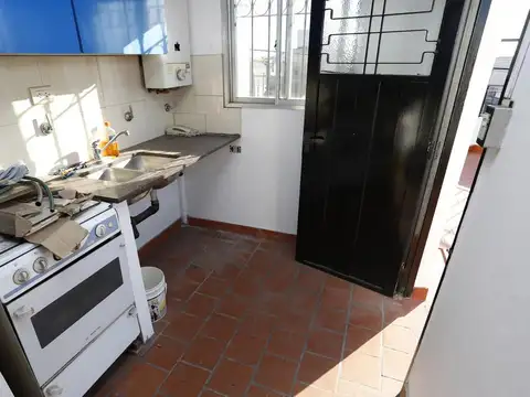 Depto Tipo Casa 5 ambientes con 2 baños