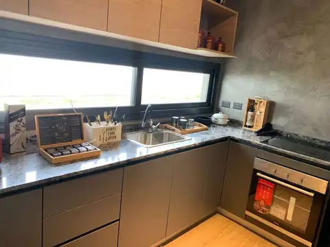 Casa en Venta en Don Torcuato, USD 205.000