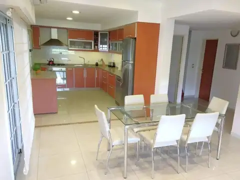 Mariano Escalada 2593 , Piso 1