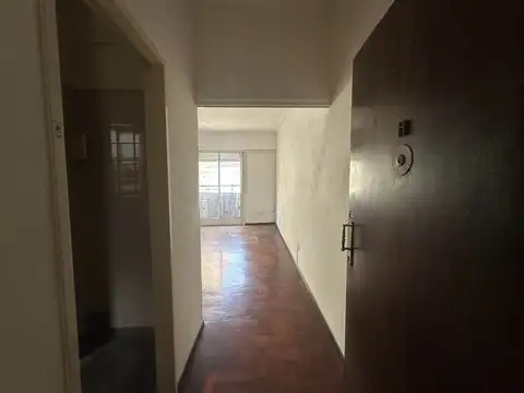 PH 3 Ambientes  al frente – Flores 