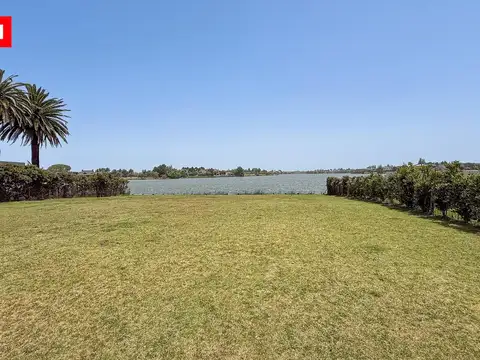 Lote barrio El Golf , Nordelta al lago central. Unico por su vista y tamaño, el MEJOR que queda.