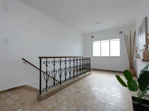 Departamento en Alquiler en Villa Santos Tesei, $ 360.000