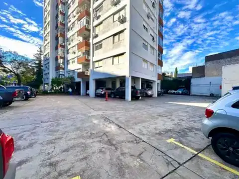 Departamento en Alquiler con 1 cocheras