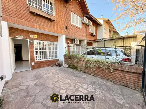 Casa en Alquiler en Villa Ballester, $ 1.300.000