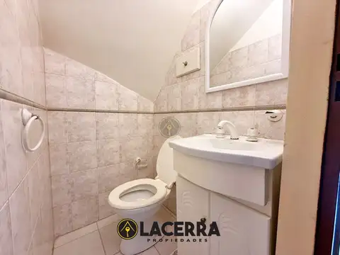 Casa 3 ambientes con 2 baños