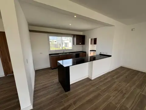 Casa en Venta al Oeste