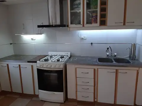 Depto Tipo Casa en Venta 27 años